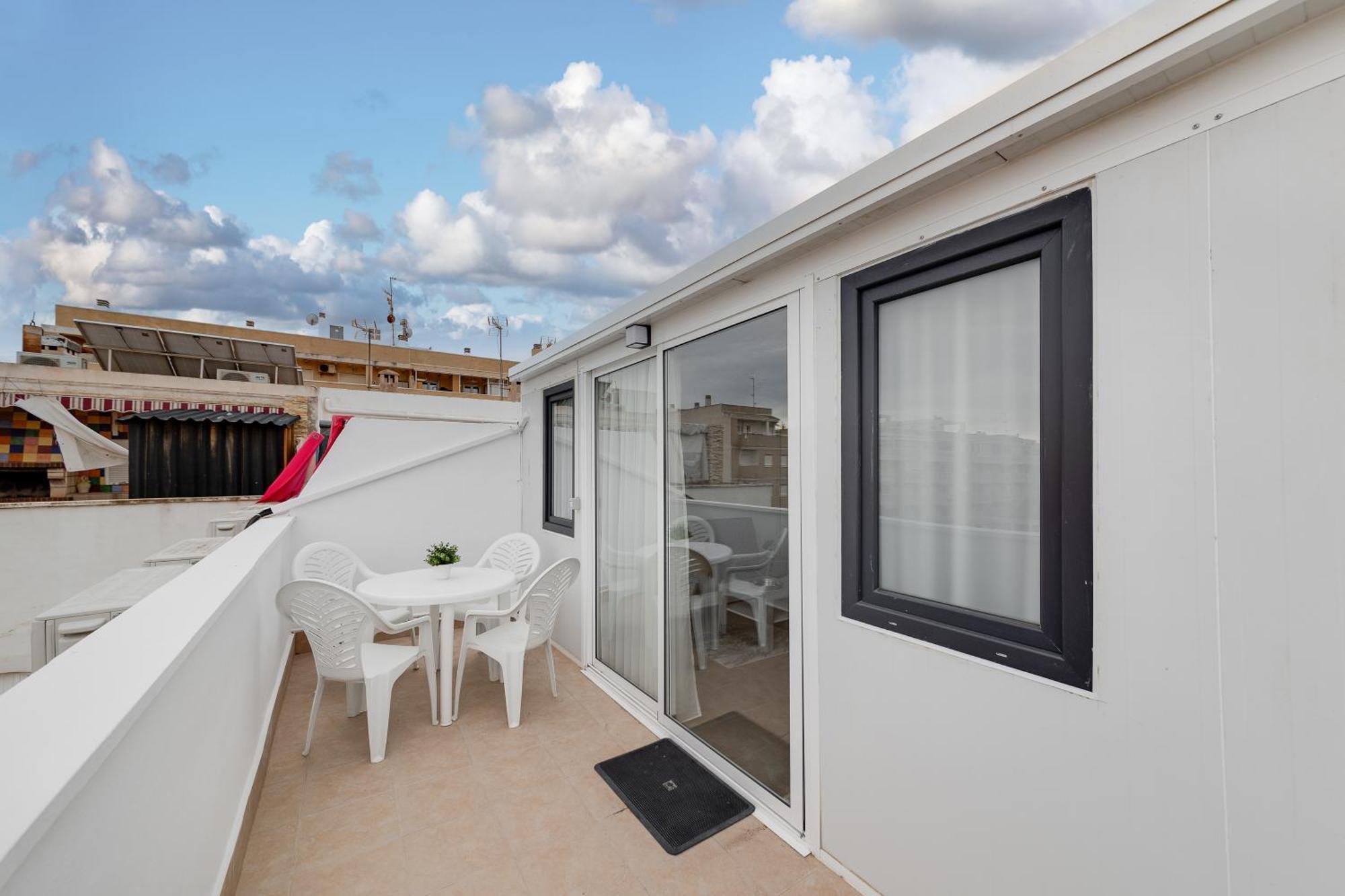 Cosy Apartment Near The Sea Torrevieja Exterior foto
