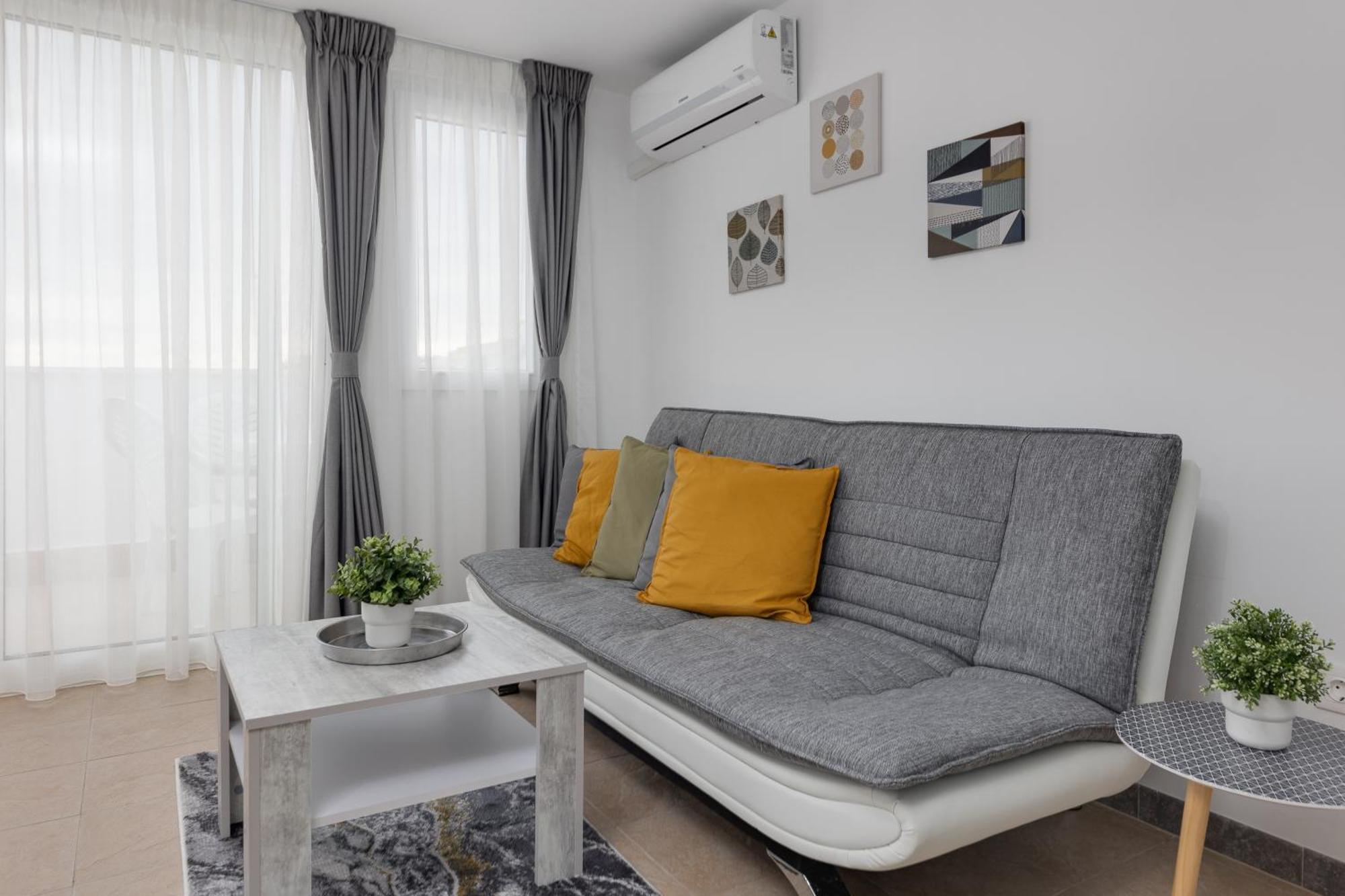 Cosy Apartment Near The Sea Torrevieja Exterior foto